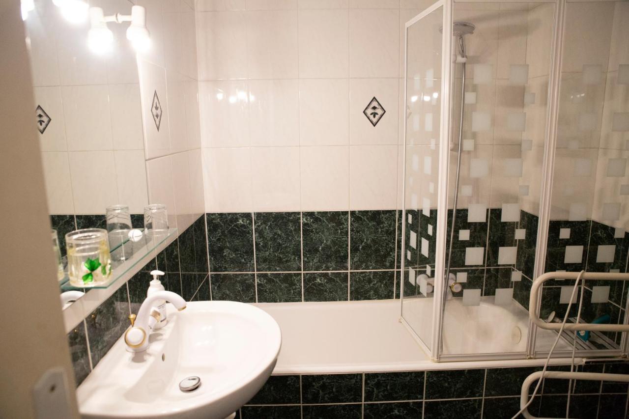Chill Out Apartment, 2 Mins From Beach 니스 외부 사진