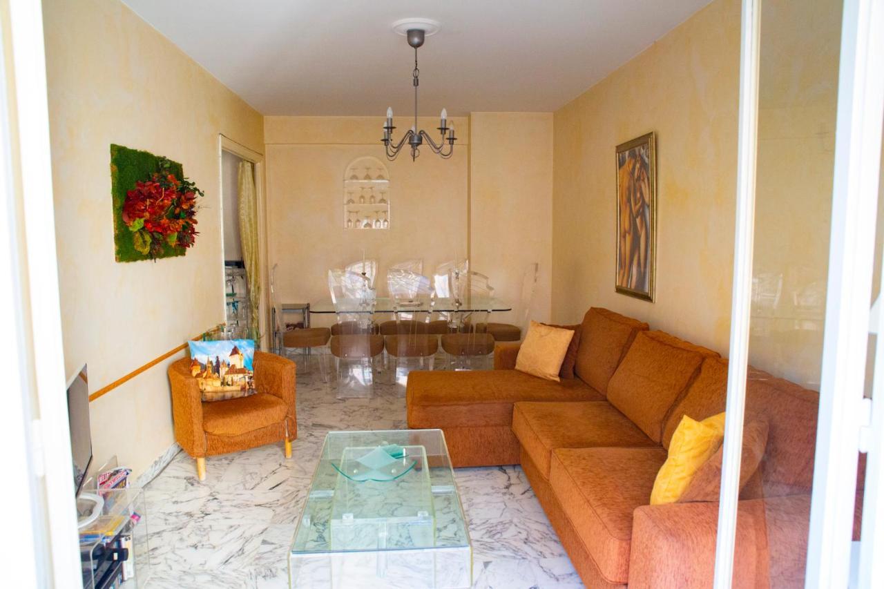 Chill Out Apartment, 2 Mins From Beach 니스 외부 사진