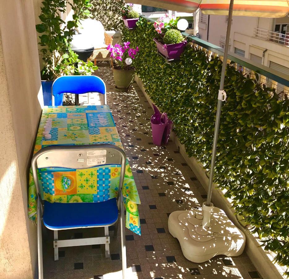 Chill Out Apartment, 2 Mins From Beach 니스 외부 사진