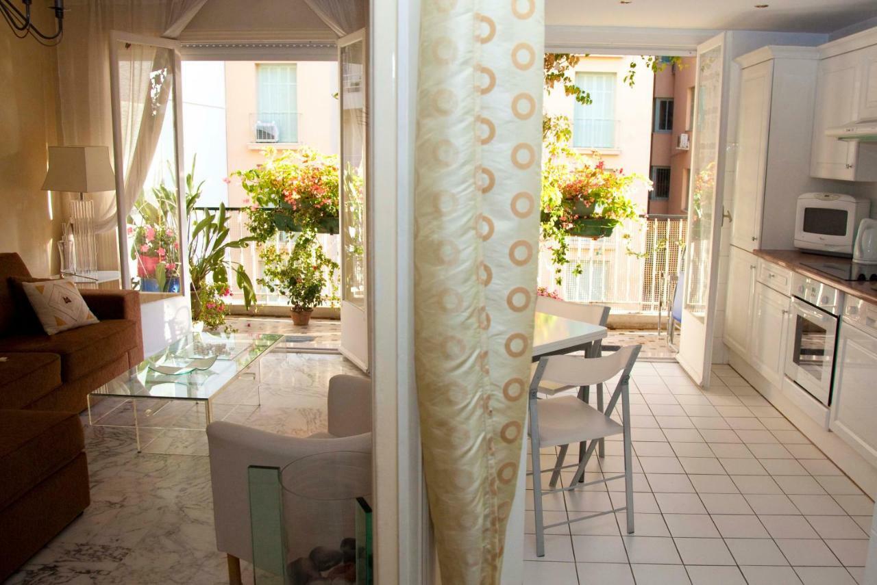 Chill Out Apartment, 2 Mins From Beach 니스 외부 사진
